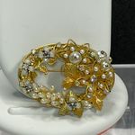 Vintage Designer Original By Robert Faux Pearl & Crystal Brooch/Pin Gold Photo 1