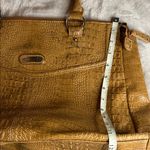 kim rogers  Crocodile-Embossed Gold Shoulder Bag Photo 6