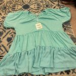 Davi & Dani NWT  small blouse Photo 0