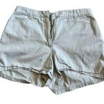 New York & Company NY Khakis White shorts Women’s Size 8 Photo 0