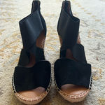 Gentle Souls Woman’s black heals  Photo 0