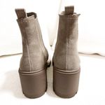 Splendid NEW  booties Suede Melisa Chelsea Boot in Beige sz 6.5 Photo 6