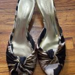 Vera Wang  womens kitchen heels size 9.5 Photo 0