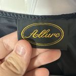 Allure Women’s Button Front Abstract Jacket Black Embroidered Pattern Size Large Photo 7