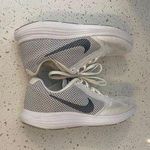 Nike Women's Revolution 3 Running Shoe Photo 0