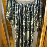 Green and White Ruffled Short Sleeve dress Size undefined Photo 1