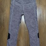 Lululemon Pace Rival Crop in Sea Spray Alpine White Dark Chrome / Black Size 8 Photo 1