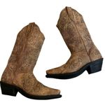 Women’s Distressed Leather Western Snip Toe Pull On Boots, Sz 7.5 Photo 0