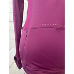 Lululemon Far And Free Jacket size 8 Hooded Full Zip Reflective W3BYAS Packable Photo 12