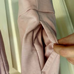 Under Armour EUC Light Pink Loose Fit Hoodie Size Small Photo 3