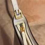 Tory Burch Brand new Emerson patent zip shoulder bag Photo 6