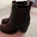Soda NWOT Suede Heeled Boots Photo 1