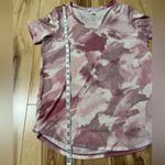 Athleta  Breezy Scoop V-Neck Tee Pink Floral Camo Short Sleeve Women's Med Photo 2