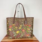 Coach NWT City Tote Bag and Double zip wallet With Floral Print Photo 1