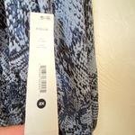 AQUA NWT blue snakeskin long sleeve stress size 2X Photo 2