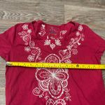 Johnny Was  Red Embroidered T-Shirt Women’s Medium Boho White Floral Stitching Photo 5