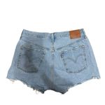 Levi's Levi 501 High rise‎ light wash distressed denim shorts size W 31 Photo 7