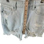 Old Navy  O.G. Straight High Rise Distressed Denim Shorts Sz 6 Light Wash Raw Hem Photo 5
