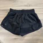 Lululemon  Hotty Hot Short *High-Rise 2.5" Women Size 6 Black Photo 2