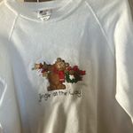 Lee White Holiday Sweatshirt large Photo 1