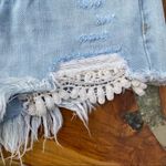 Free People  Womens Cut Off Light Wash Crochet Denim Distressed Shorts Size 24 Photo 5