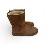 UGG  CLASSIC SHORT ll WATER RESISTANT CHESTNUT Winter Boots Photo 9