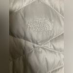 The North Face  Gray Silver Puffer Coat Size Small Photo 3
