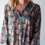 Natural Life  COTTON FLORAL BLOUSE SMALL/MEDIUM GREEN BLUE Photo 0