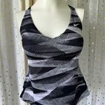 Nike Women's Line Up Printed Cross Back Unpadded Tankini Swimsuit Top S Photo 2