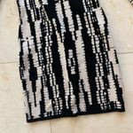 Forever 21  Black/White Longsleeve Midi Dress Sz M Photo 3