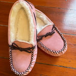 LAMO Pink Faux Suede Moccasin Slippers Faux Fur Lined Indoor Outdoor Size 7 Photo 0