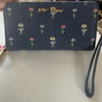 Betsey Johnson  Denim Floral Embroidered Zip Around Wristlet Wallet Boho Chic Photo 0