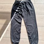Vuori  Joggers Photo 3