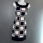 Connected Apparel Women’s Connected Black & White Sheath Shift Dress size Small 4 Photo 2