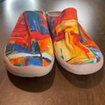UIN Color Zone Malaga Shoes Women's Size 8.5 Slip On Comfort Wearable Art Red Photo 8