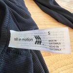 All In Motion Women's Black Long Sleeve Twist Front T-Shirt - Size Small - NWT Photo 1