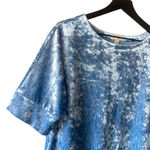 ON 34th Blue Crushed Velvet Short Sleeve Top Women’s Small Photo 1
