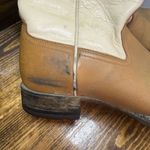 Ariat  Tan And‎ Cream Cowboy Boots Size 7.5 B Photo 3
