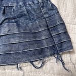 Soft Surroundings  sleeveless denim shirt; stretchy; distressed; size petite XS Photo 3