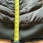 Hollister  crop down feathers jacket faux fur lined army green size large Photo 7