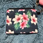Handmade Floral Wallet and Marbled Pink Keychain & Accessories Photo 5