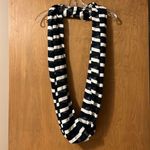 NWOT blue and white striped Infinity Scarf Photo 1