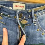 Driftwood  High Rise Camo Embroidered Studded Raw Hem Blue Jeans Womens 28 Jackie Photo 3