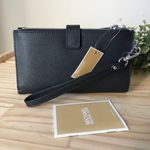 Michael Kors Wallet Photo 1