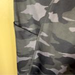 Athleta  Ultimate Camo‎ 7/8 Leggings Womens Tights Size Large Activewear Outdoor Photo 4