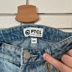 PTCL Womens Light Wash Denim Mid Rise Cut Off Fray Hem Jean Shorts 24 Blue Photo 6