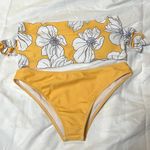 Yellow And White Bandeau Floral Bikini Set Photo 0