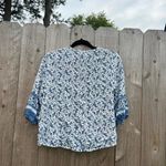 Blue & white floral overlap top by blue b collection size small‎ Photo 4