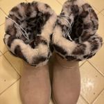 Juicy Couture Faux Fur Natural/Leopard Cheetah Boots Women’s Photo 2