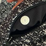 Lululemon  Extra Mile Long Sleeve Black & White Running Top with Pocket Women’s 6 Photo 3